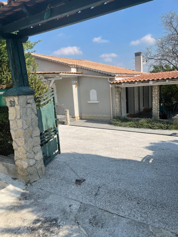 Villa Camille Cereste Экстерьер фото