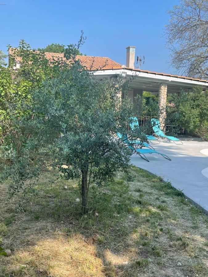 Villa Camille Cereste Экстерьер фото